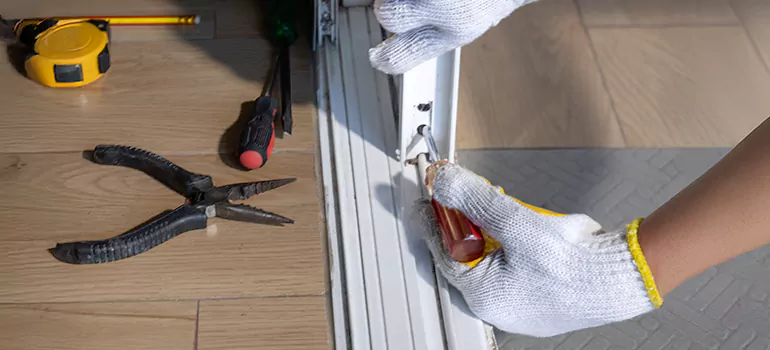 Sliding Glass Door Repair in Menlo Park